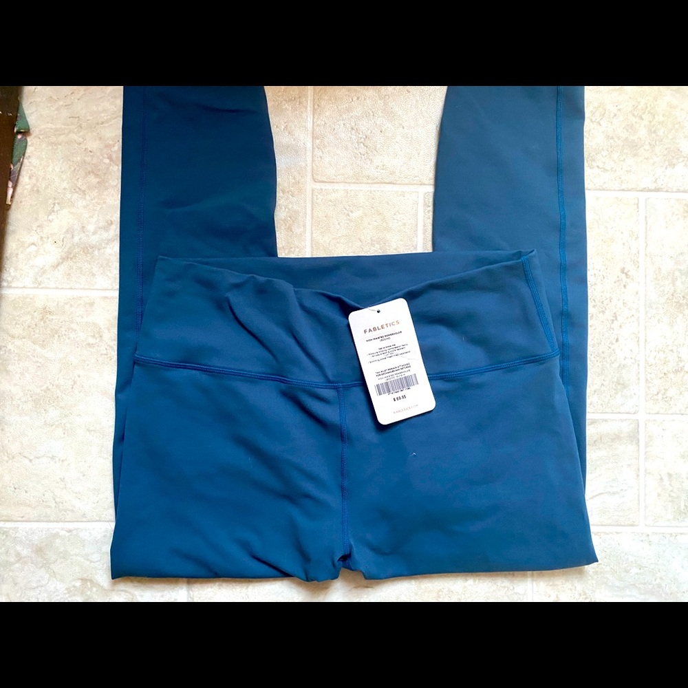 NEW! Blue Fabletics Powerhold Legging